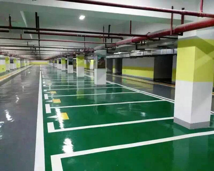 環氧地坪漆施工后變色如何預防？
