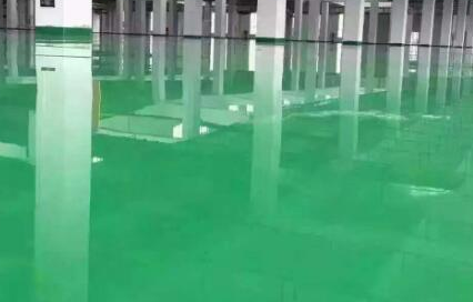 要如何預(yù)防環(huán)氧地坪漆施工后表面出現(xiàn)粗糙？